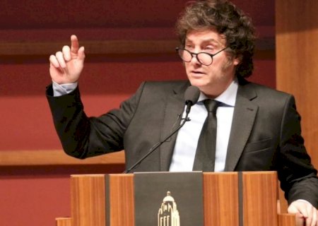 Milei manifesta apoio aos Bolsonaros nas eleições de 2026