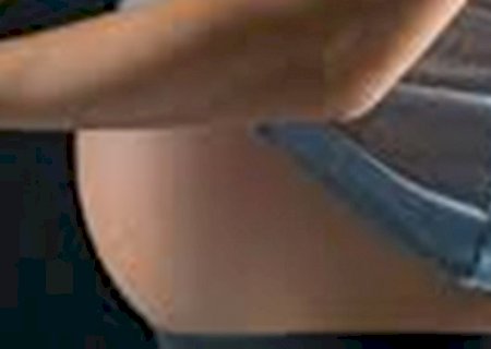 Grávida não deixa marido sair para usar drogas e é espancada
