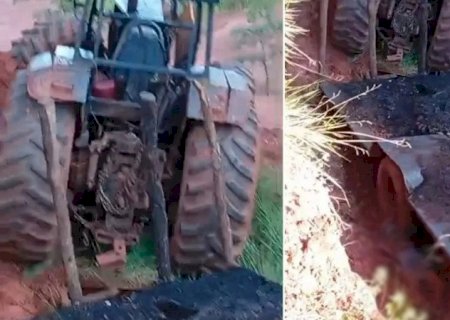 Trabalhador morre após trator despencar em ribanceira em Ribas do Rio Pardo