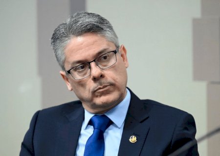 Alessandro Vieira protocola CPI para investigar relações entre Moraes e Toffoli com Vorcaro