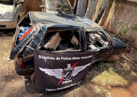 Contrabandistas em comboio tentam fugir de policiais e um motorista capota em MS
