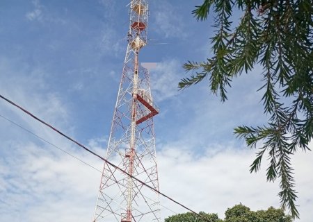  Homem é encontrado morto em uma torre de telefonia em Ivinhema