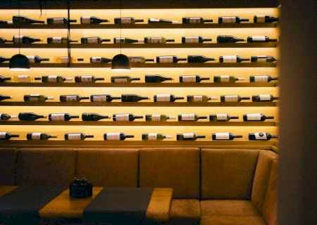 7 dicas para montar uma adega com vinhos premium