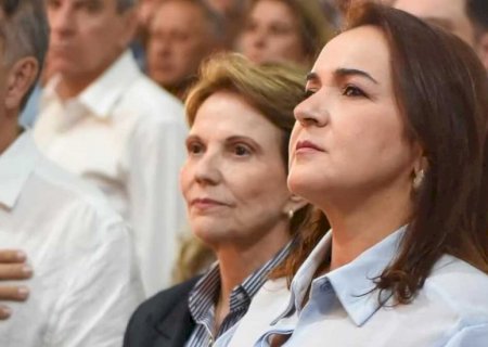 Com medo de vaias, Adriane Lopes desiste de discursar na Expogrande