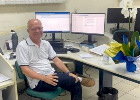 Servidor de Caarapó se aposenta após 41 anos de dedicação ao Judiciário