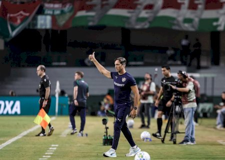 Zubeldía ironiza árbitro por anulação de gol do Fluminense em empate com o Coritiba: "É um gênio"