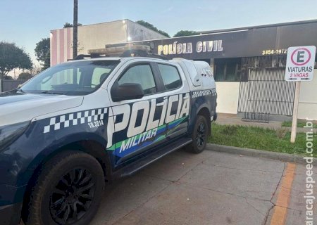 MADRUGADA AGITADA: Mulher pula muro e invade residência na Vila Juquita para cobrar possível 'programa'