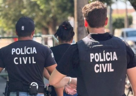 Mulher é presa por explorar dependentes químicos e transformar dívidas em carros no MS