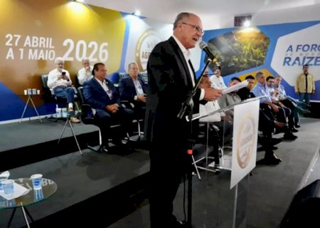 Alckmin anuncia R$ 10 bilhões para modernização de máquinas agrícolas