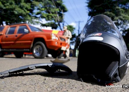 Motorista foge em cadeira de rodas após atropelar motociclista na Avenida Tamandaré