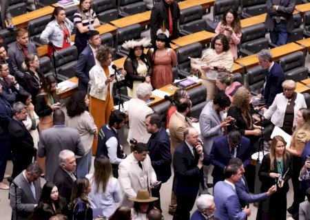 Câmara vota para derrubar veto ao PL da Dosimetria