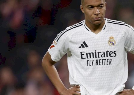 Mbappé sofre lesão na coxa semanas antes da Copa do Mundo
