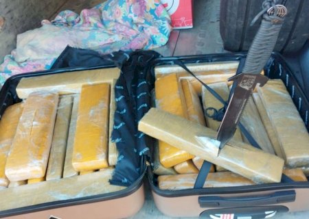 Passageiro de ônibus é preso transportando mais de 30 kg de maconha