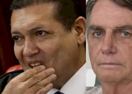 Nunes Marques surpreende e convida Bolsonaro para posse no TSE