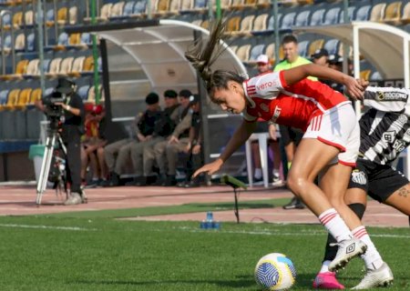 Melhor visitante, Inter enfrenta Santos pelo Brasileirão Feminino