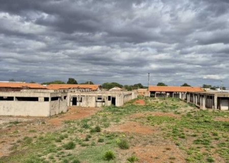 Agora sai? Empresa terá 1 ano para concluir obra de escola na Vila Nathalia