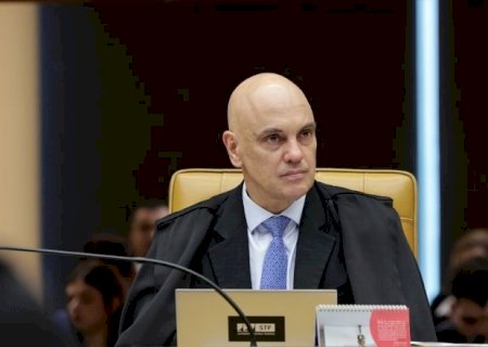 Moraes suspende aplicação da Lei da Dosimetria até que o STF analise o caso