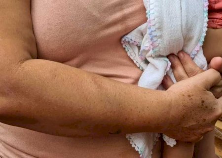Mulher é enforcada pelo marido com bebê no colo em Nova Alvorada do Sul