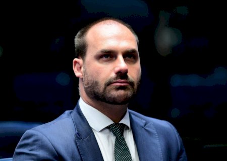 PGR se manifesta a favor da condenação de Eduardo Bolsonaro por coação