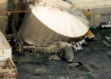 Washington: 11 pessoas estão desaparecidas após rompimento de tanque