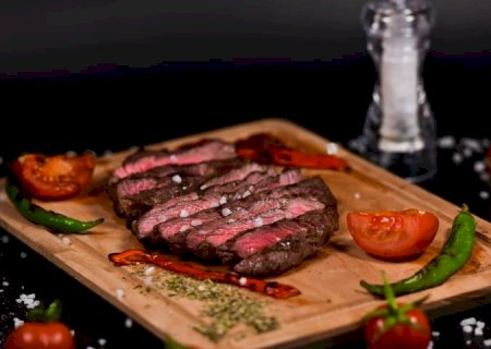 Vai fazer churrasco no Dia das Mães? Pesquisa do Procon aponta variação de 242% nos preços