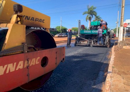 Itaporã - Prefeitura está realizando obras de recapeamento no centro