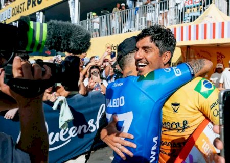 Surfe: Medina, Filipinho e Alejo avançam em etapa na Nova Zelândia
