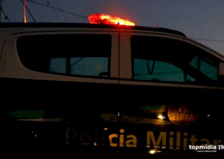 Filha 'parte para cima' da mãe ao saber que irmã foi assediada por padrasto em Corumbá