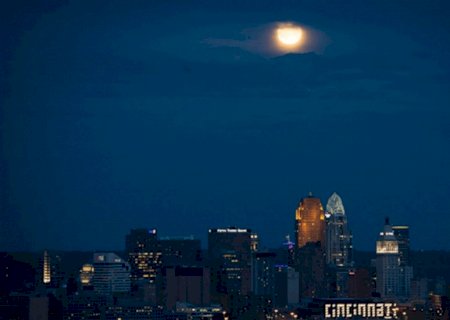 Lua Azul rara aparece neste domingo (31) e só volta em 2028