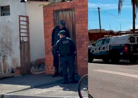 Homem é encontrado morto dentro de casa em Água Clara