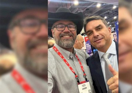 Pollon comemora decisão dos EUA contra facções e cita atuação de Flávio Bolsonaro