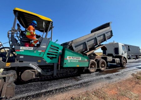 Obras na BR-163 alteram tr&acirc;nsito e exigem aten&ccedil;&atilde;o de motoristas em MS