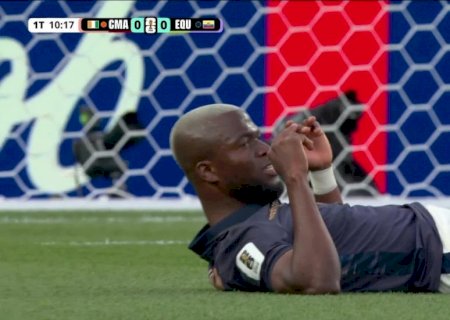 Gol perdido por Enner Valencia gera memes, principalmente de colorados