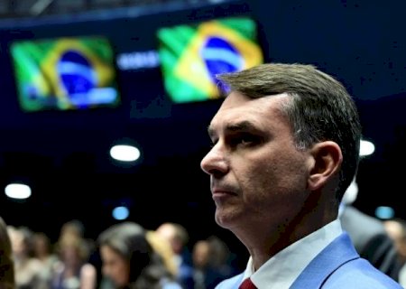 65% acham que Flávio errou ao pedir dinheiro para Vorcaro