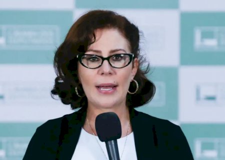 Justiça manda prender jornalista perseguido por Carla Zambelli