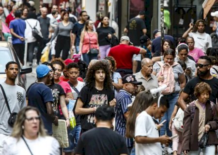 Salários diminuem pobreza em 22 regiões metropolitanas