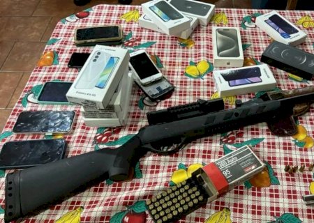 Apreensão de celulares e documentos pode ajudar a desvendar execução na saída de Dourados para Itaporã
