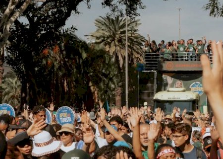 Marcha para Jesus reúne público evangélico em São Paulo