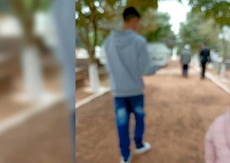 Bebê encontrado morto em lixeira é sepultado em Ponta Porã: 'queremos justiça'