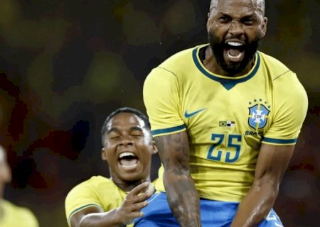 Ancelotti escala 2 times e seleção se despede com goleada sobre Panamá