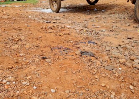 Três homens saem de milharam e atiram contra grupo em Rio Brilhante