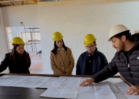 Com R$ 1,7 milhão destinado, Rodolfo Nogueira visita obras do Hospital de Amor