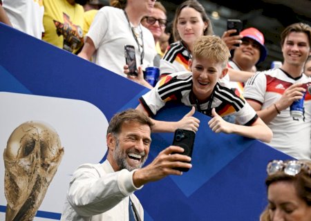 Klopp se desculpa com técnico da Alemanha após polêmica: "Poderia ter me dado um soco na cara"