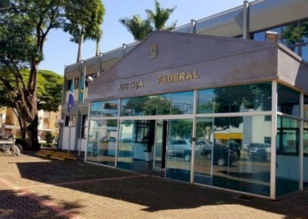 Justiça absolve ex-secretário de Saúde e outros investigados em ação sobre licitação