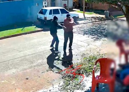 Assassinato de homem em Maracaju  é registrado por câmeras de segurança (vídeo)