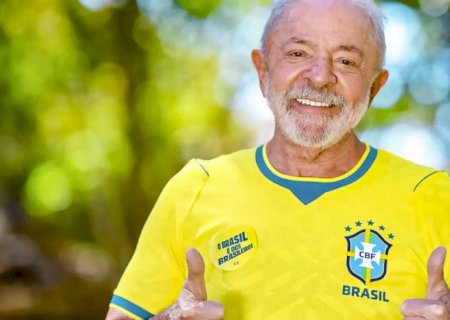 Lula pede para seleção do Brasil “jogar com a alma' na Copa do Mundo