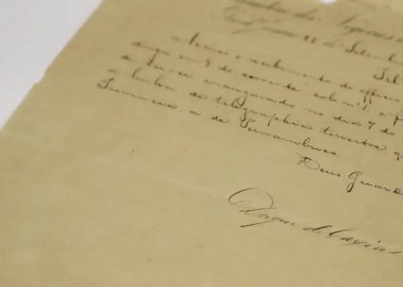 Venda ilegal de documentos históricos preocupa Arquivo Nacional