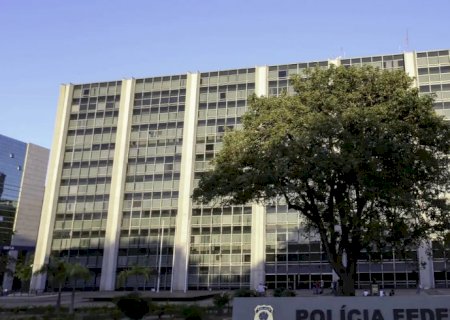 Polícia Federal faz operação para conter lavagem de dinheiro do PCC