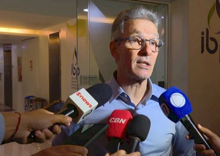 Zema propõe privatizar Petrobras e transformar estatal em corporation