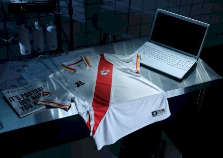 NFL lança camisas inspiradas na Copa do Mundo para seus 32 times